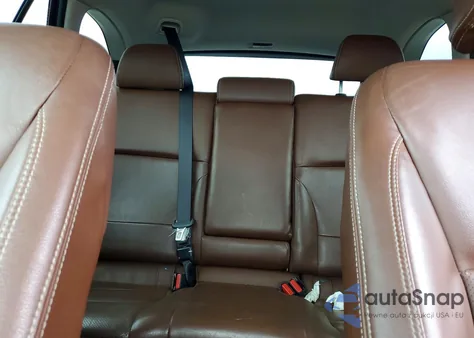 2018 Subaru Outback Touring z USA, uszkodzony, nr VIN 4S4BSATCXJ3356353